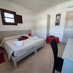 Gasthuis La Casa Di Sofia Olbia