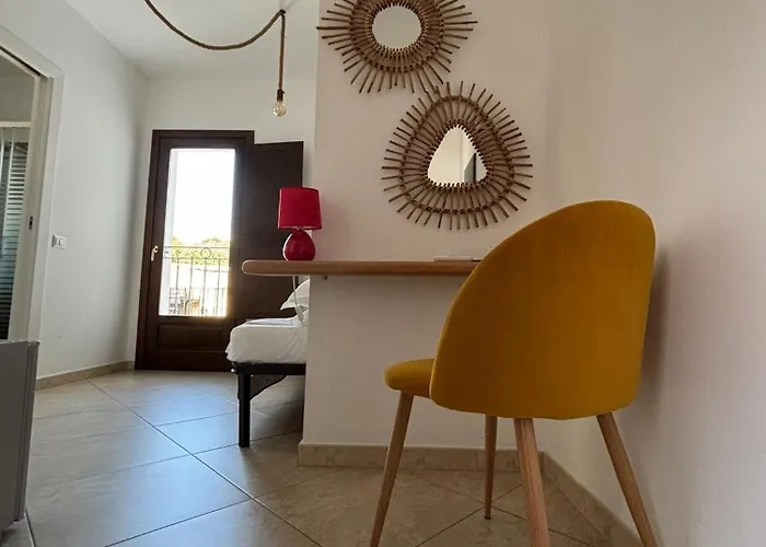 La Casa Di Sofia 3* 올비아